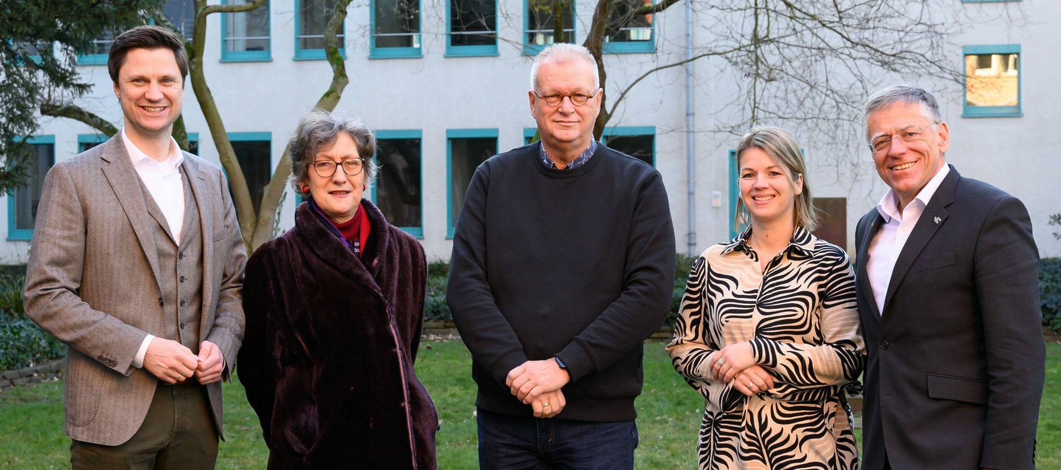 Kreisdezernent Martin Stiller, Ruth Harte, Peter Pardoel (Vorstandsvorsitzender "Supply Chain Valley Sevenum"), Marleen Verberkt (Projektmanagerin "International Supply Valley Sevenum") und Landrat Hans-Jürgen Petrauschke.