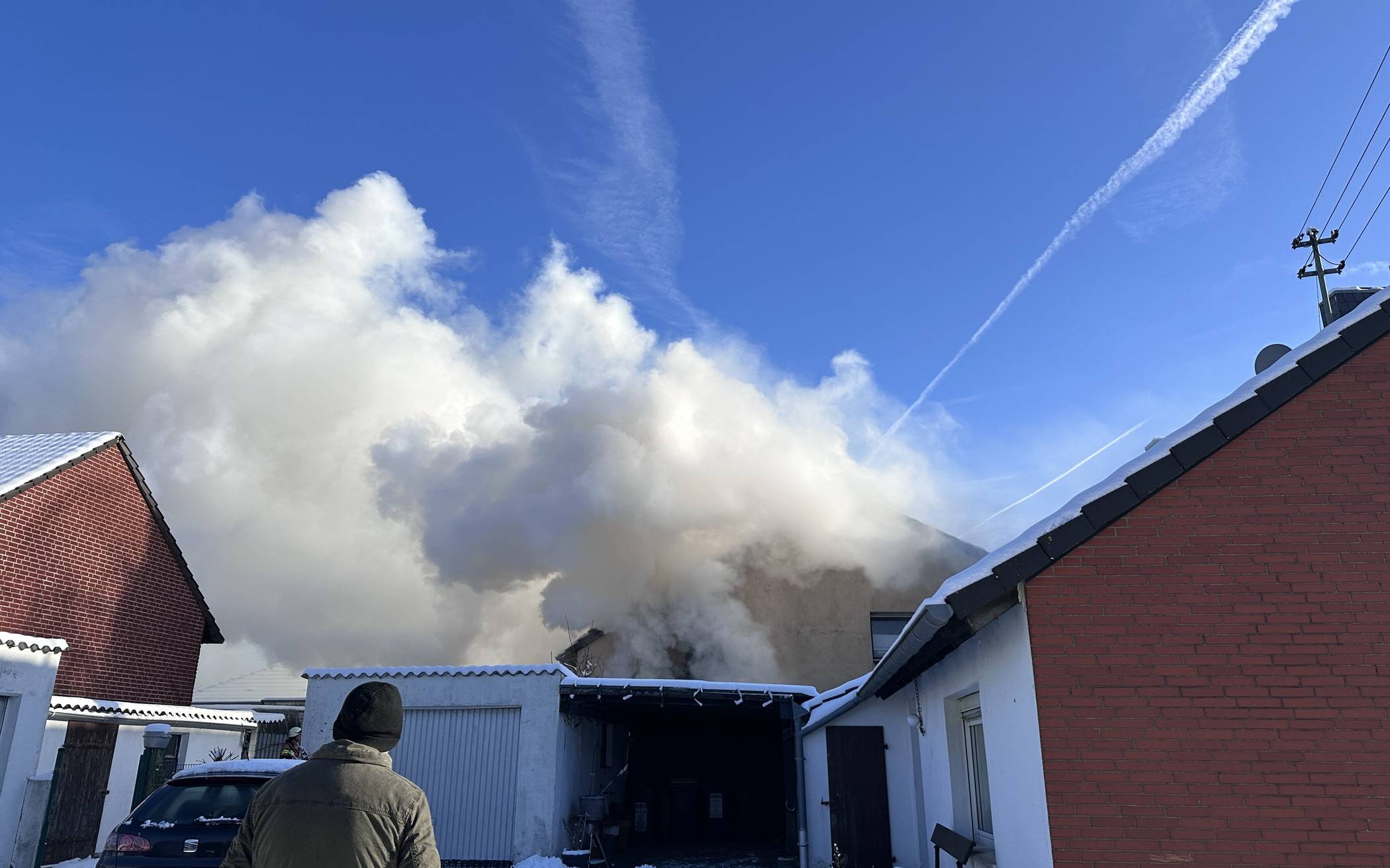 Gill: Wohnungsbrand in Mehrfamilienhaus