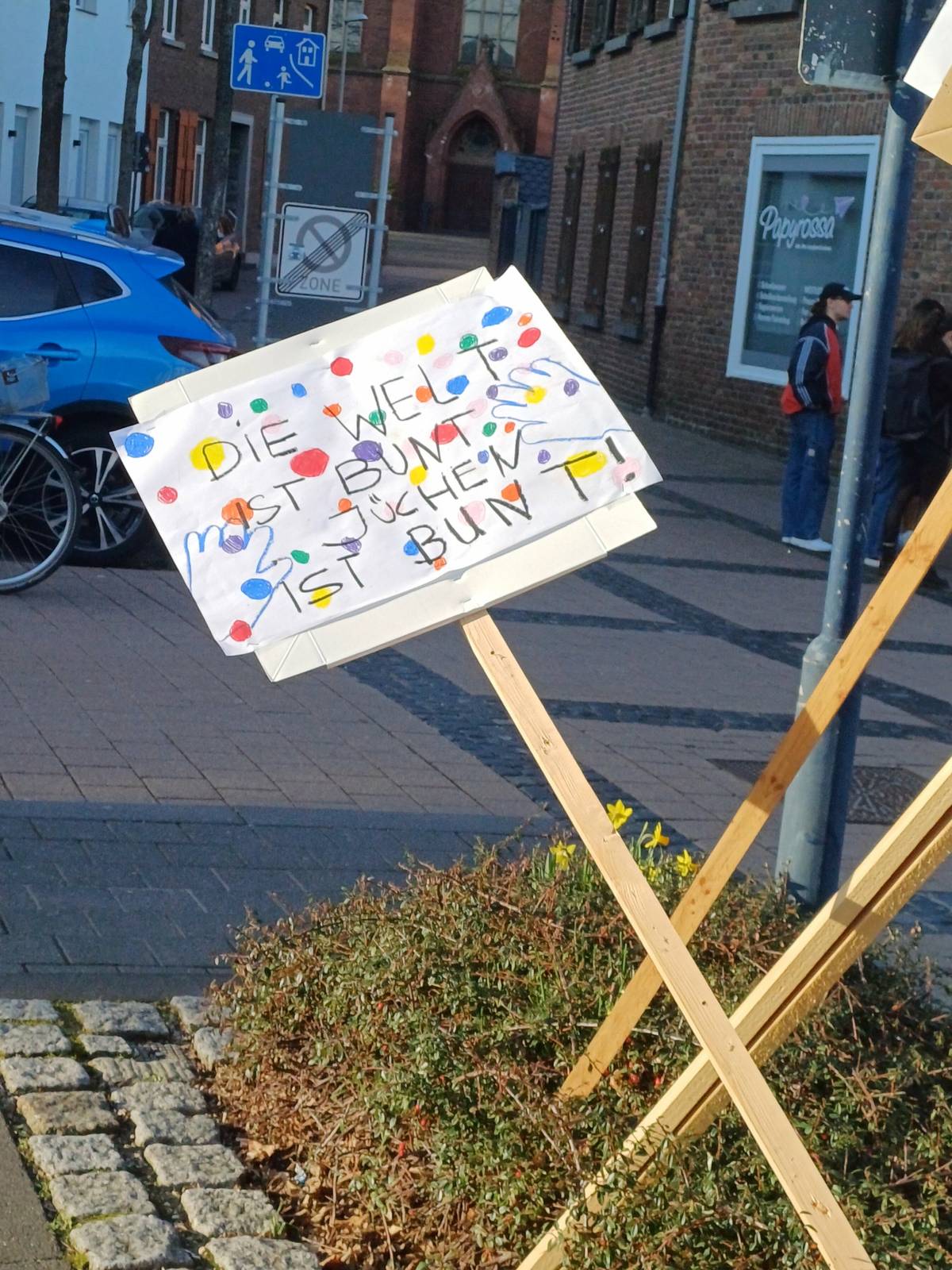 Demo für Demokratie, Vielfalt und Toleranz in Jüchen