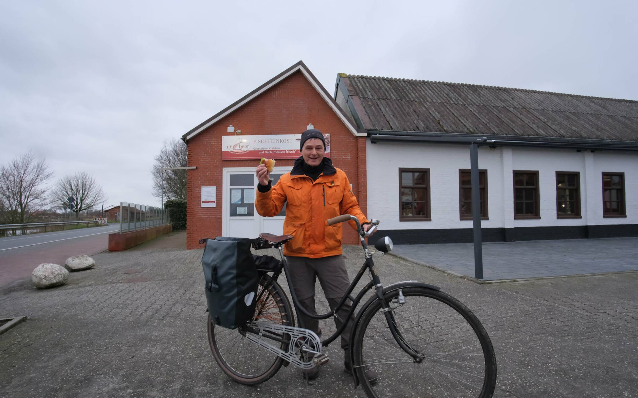 Nach 90 Kilometer am letzten Tag die Erlösung - mein heiß ersehntes Fischbrötchen von...