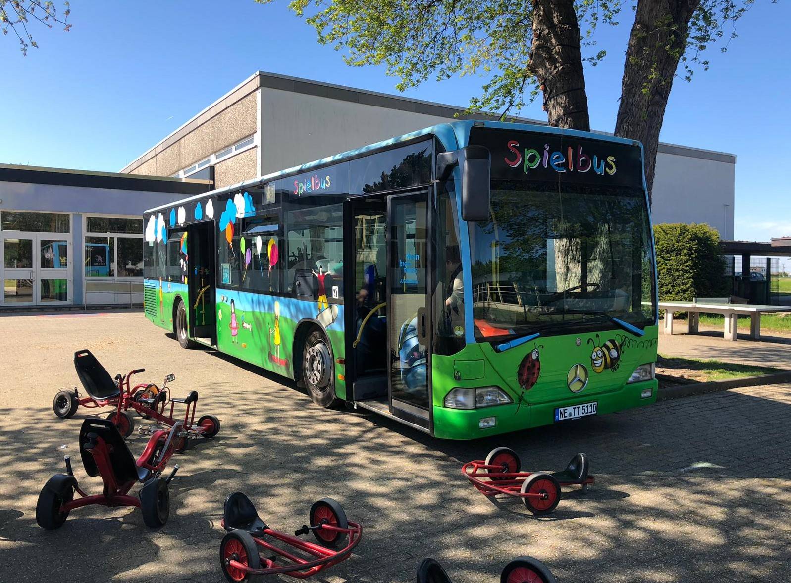  Der Spielbus ist nach den Osterferien wieder in Jüchen und Rommerskirchen unterwegs. 