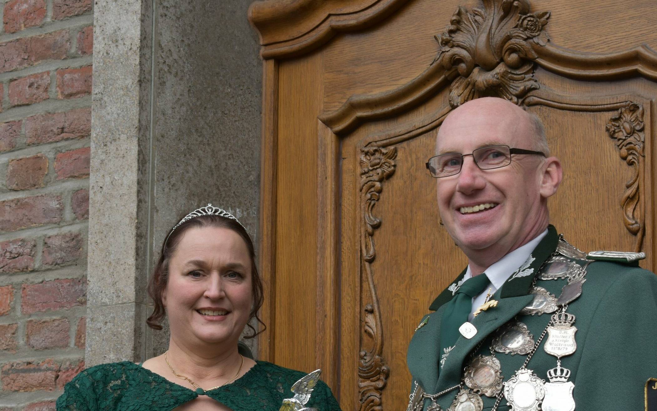  Stefan und Susanne Hassel freuen sich sehr darauf,  das  Schützenfest mit allen Schützenbrüdern und Schützenfrauen, Freunden, Bekannten und Gästen feiern zu können. ein lang gehegter Wunsch geht in Erfüllung.  