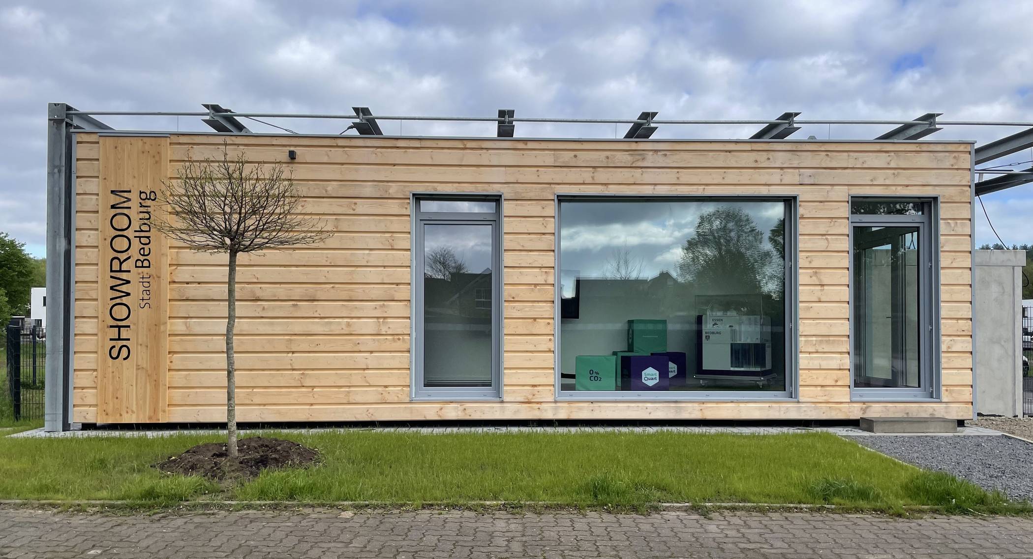  Der Showroom veranschaulicht das nachhaltige und umweltschonende Prinzip der Ressourcenschutzsiedlung. 