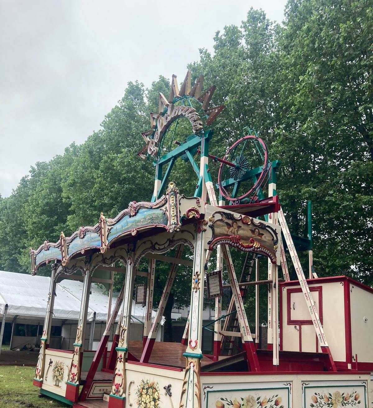 Der BSV Grevenbroich feiert Geburtstag​: Historische Kirmes​