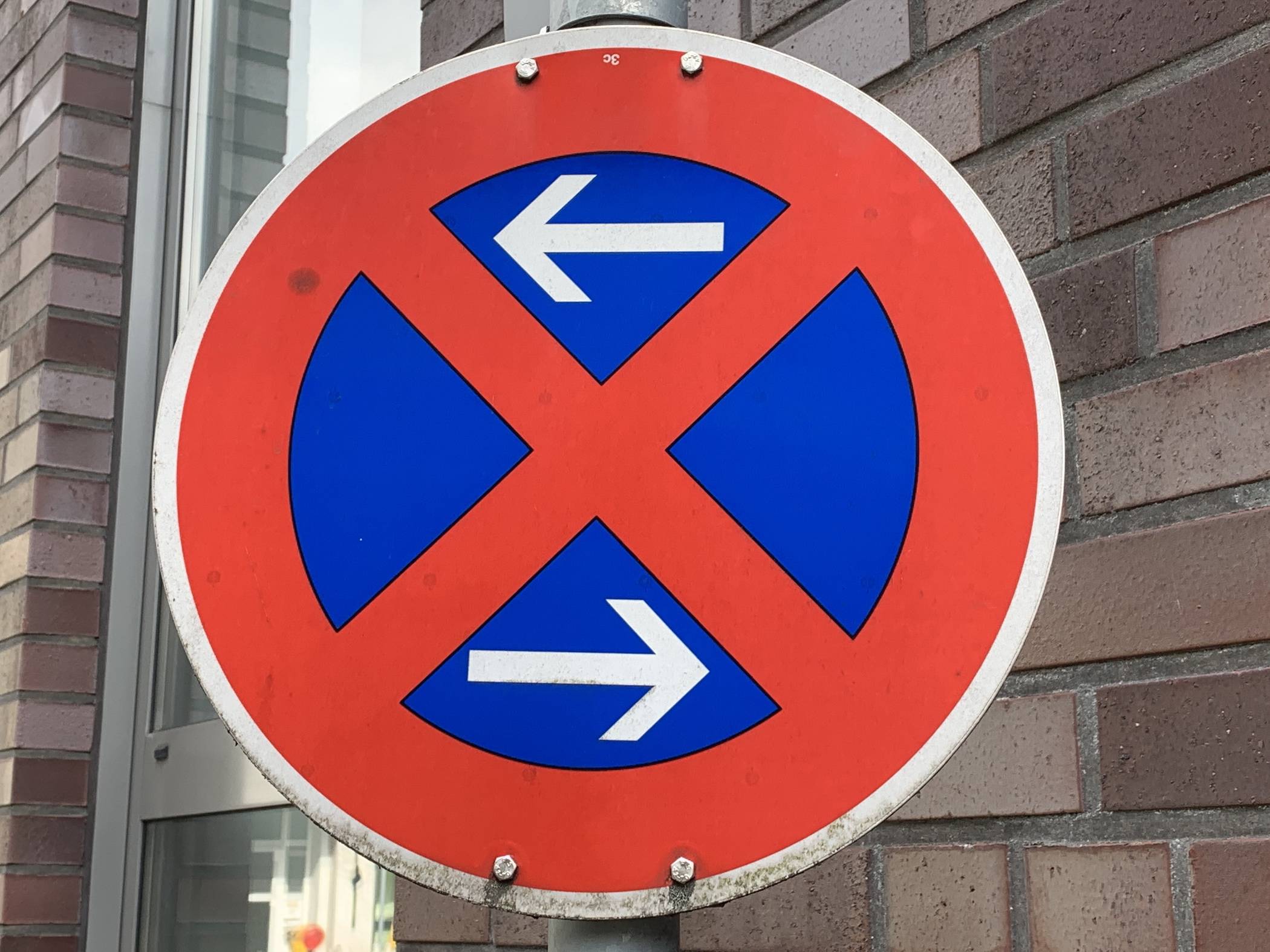 Halteverbote in Orken aufgrund Bodensondierungen