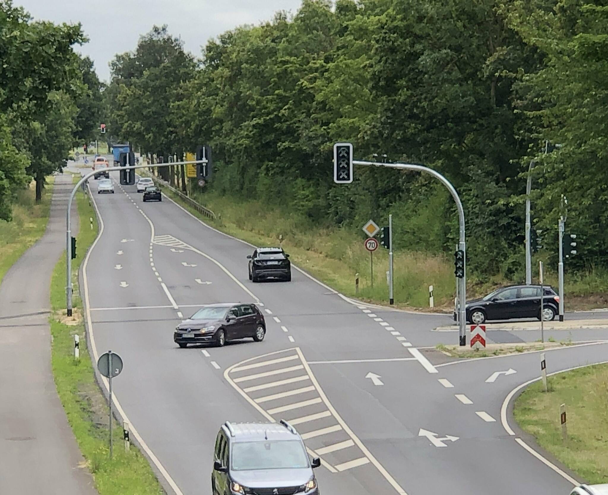 Ampel an der K 10: Morgen soll die Ampel an den Start gehen​