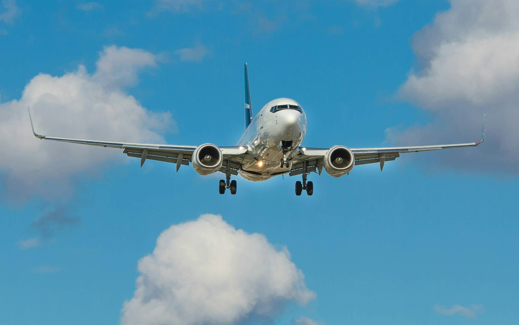 Fliegen mit gutem Gewissen: Tipps und Strategien für nachhaltiges Reisen