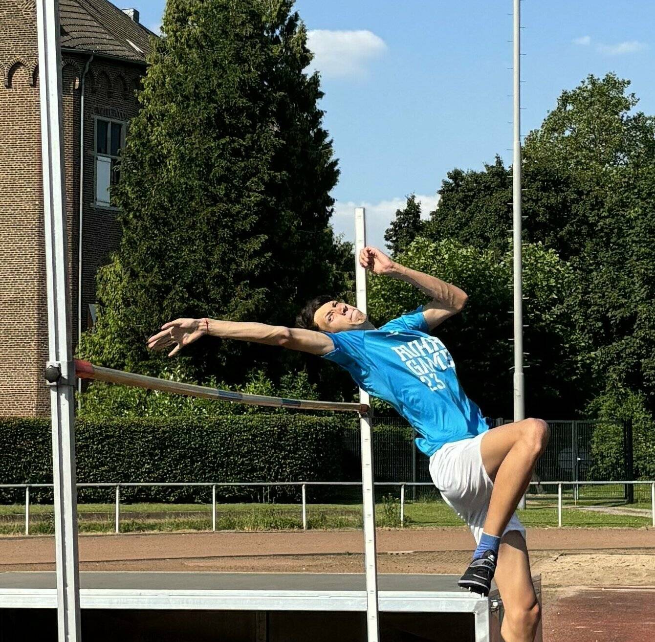 Jan Ungeheuer steht vor seiner „ersten Deutschen“.