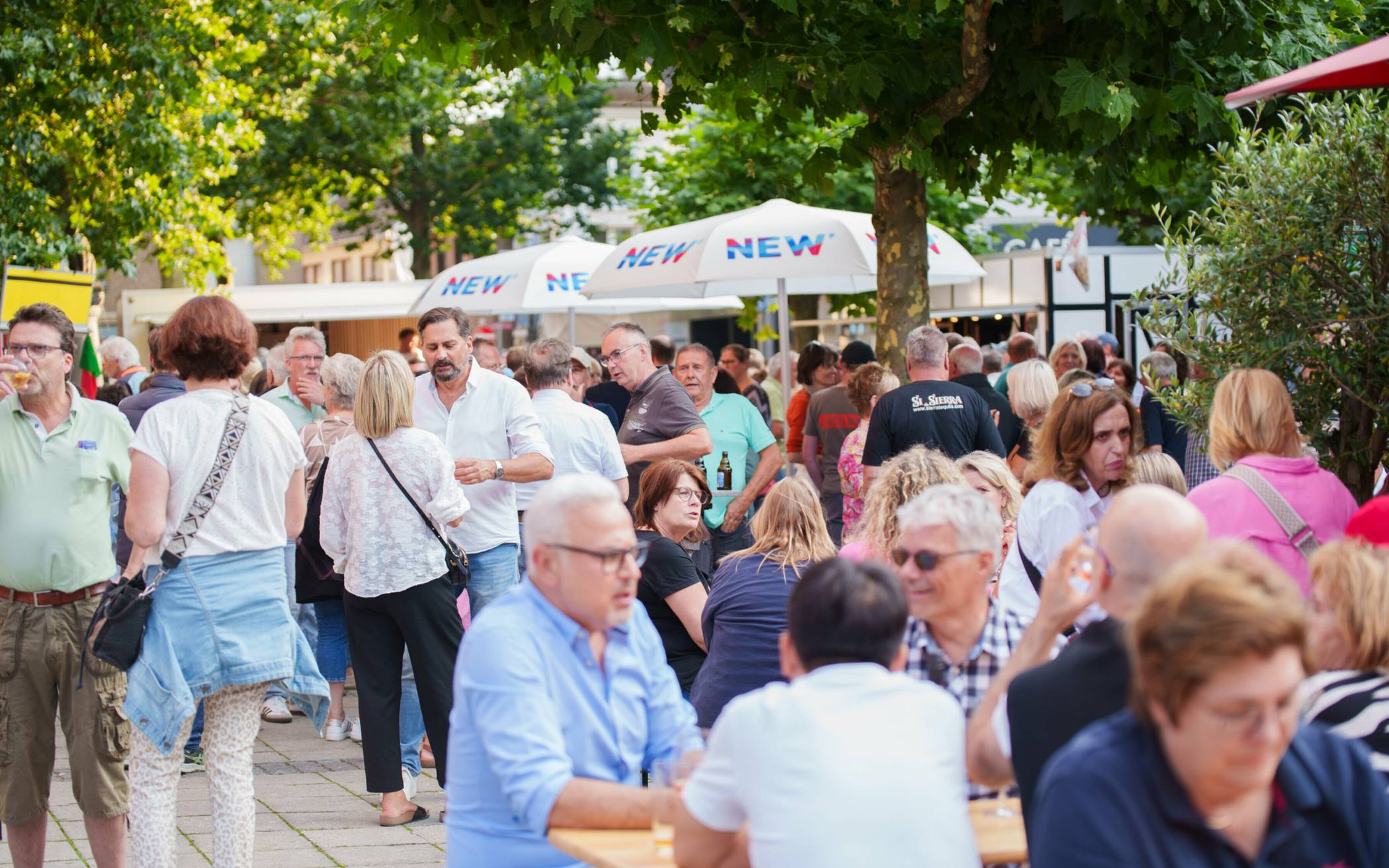 ... diesmal sogar mit „royaler“ Unterstützung