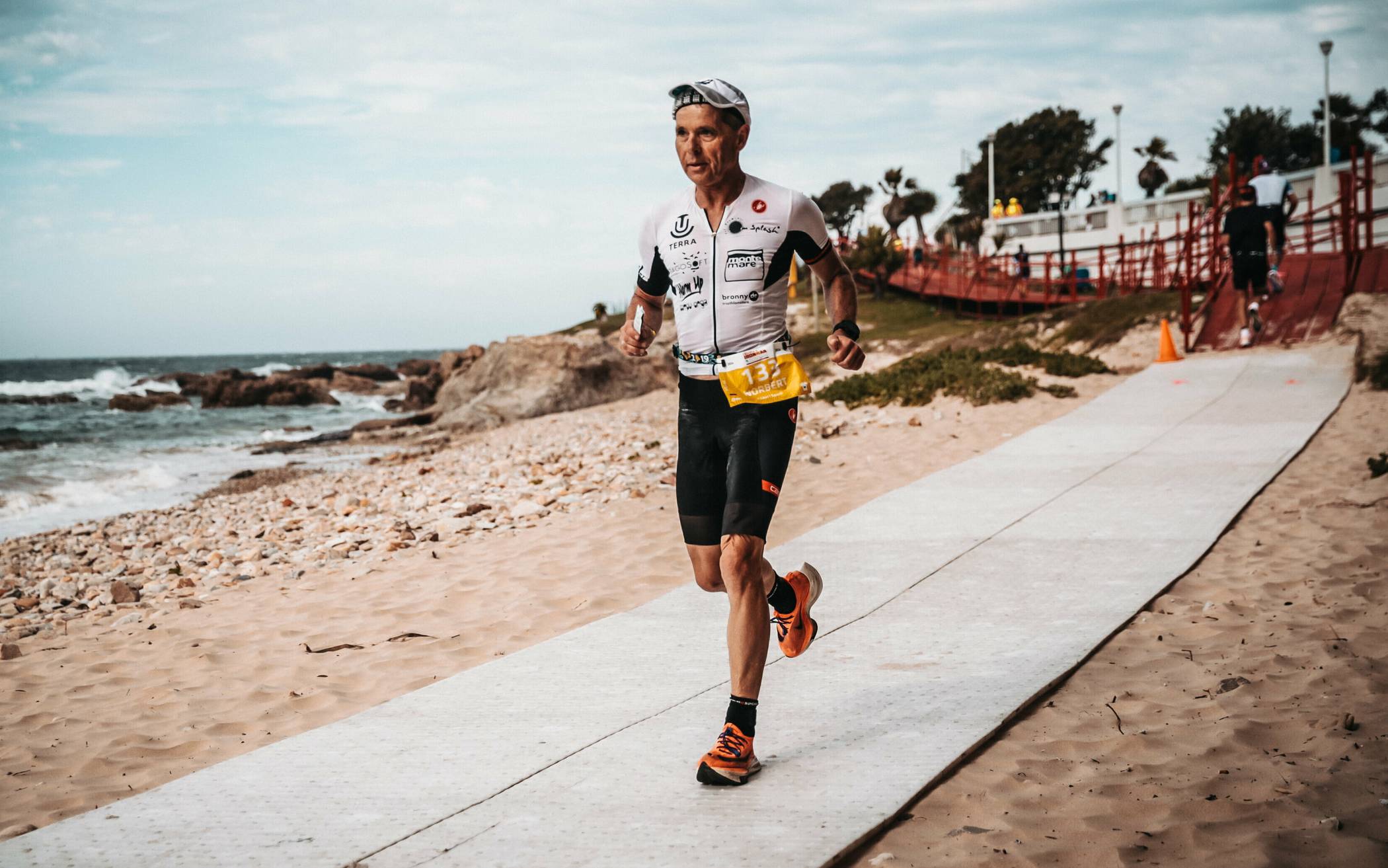 Bilder eines Comebacks in Südafrika: Triathlet