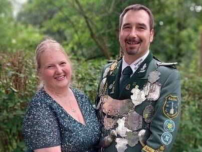 Das Königspaar Mario und Alexandra Busse