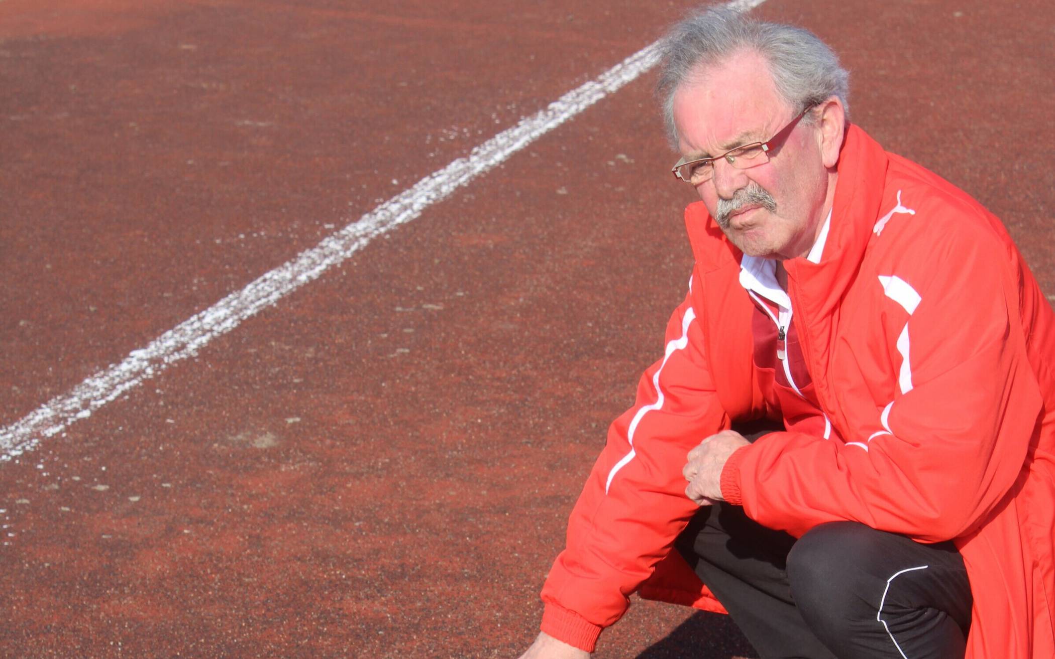 TK Trainer Wilfried Fassbender klagt seit