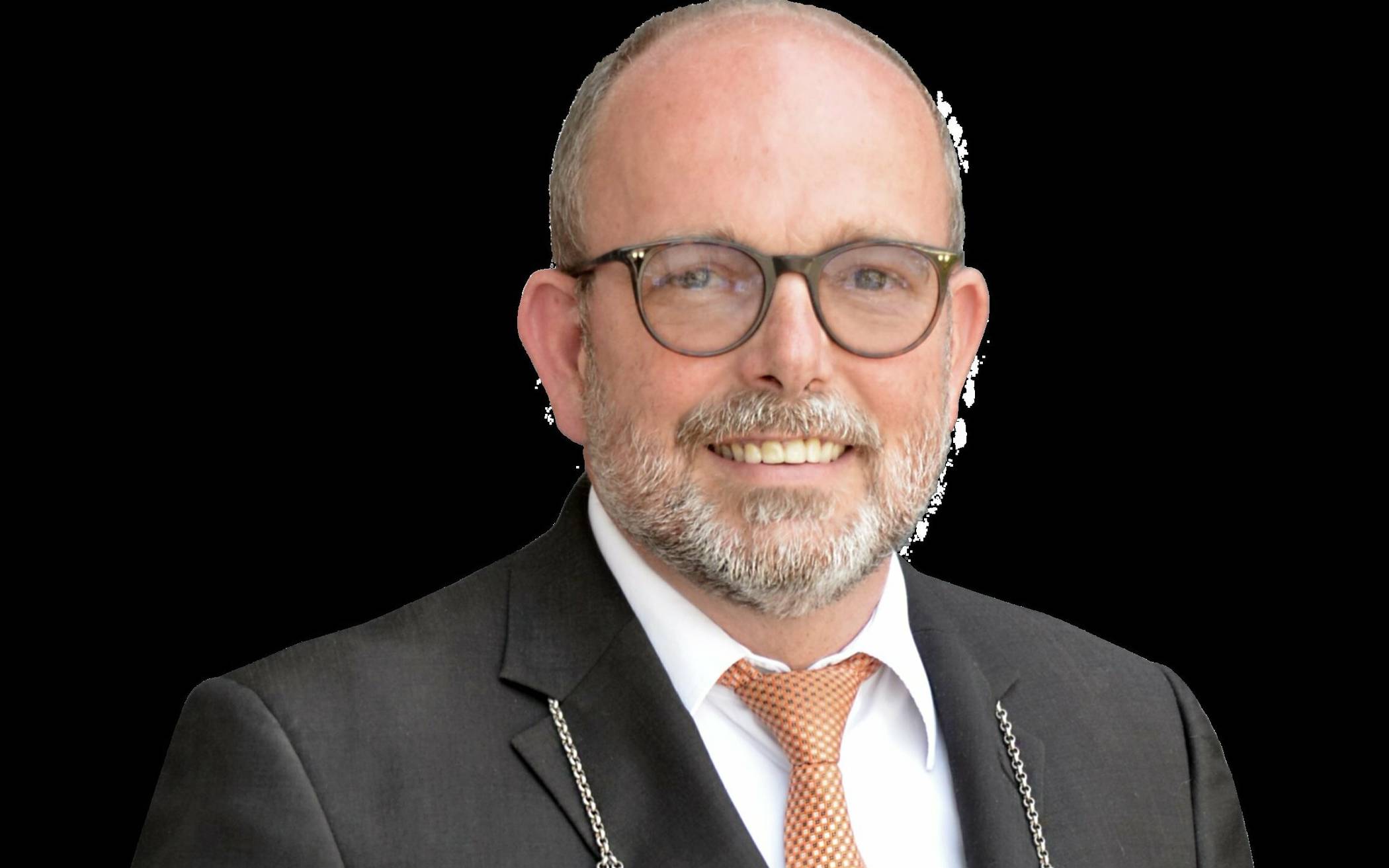 Präsident Dirk Fetten: „Wir hoffen, für jeden Gast, ob Schütze oder Platzbesucher, ob groß oder klein, etwas dabei zu haben. Unser Kronprinzenpaar Markus und Angela Möcker aus Sinsteden ist bereits voller Vorfreude und würden sich freuen, wenn sich unser Dorf rausputzt und sich mit Fahnenschmuck an den Häusern und Straßen dem Anlass entsprechend schick machen würde.“