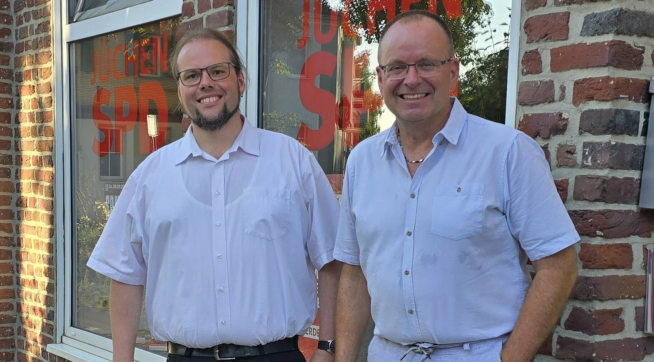 Gregor Küpper (l.) mit dem SPD-Ortsvereinsvorsitzenden