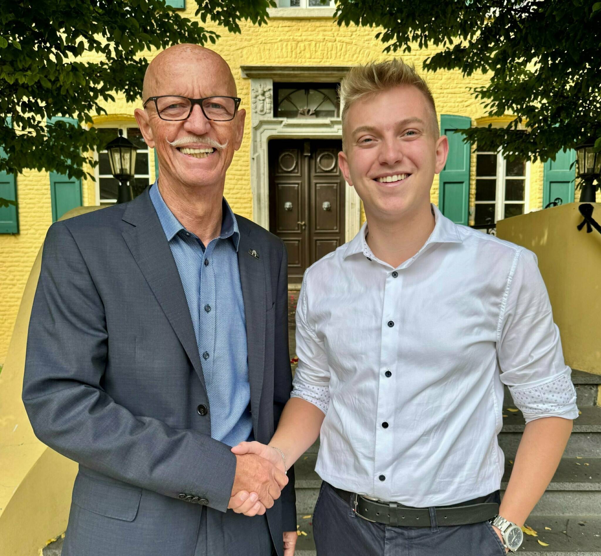  Bürgermeister Harald Zillikens (l.) und CDU-Parteivorsitzender Justin Krönauer.  