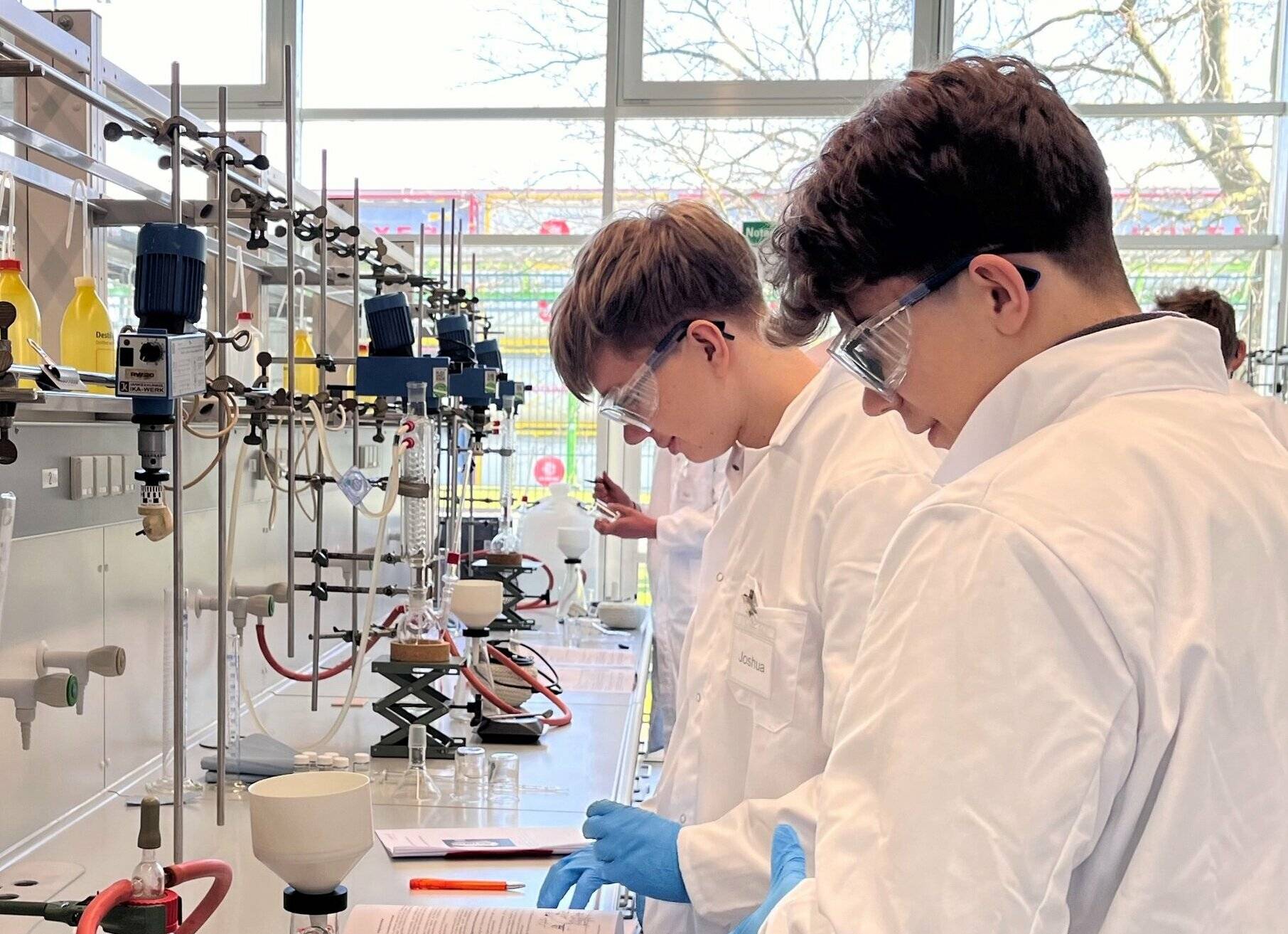 Naturwissenschaften „in echt“ probieren – PasTeG