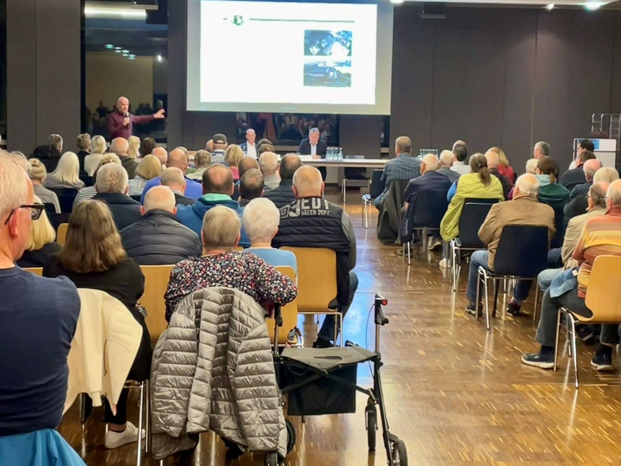 Fernwärmeversorgung für Neurath und Frimmersdorf