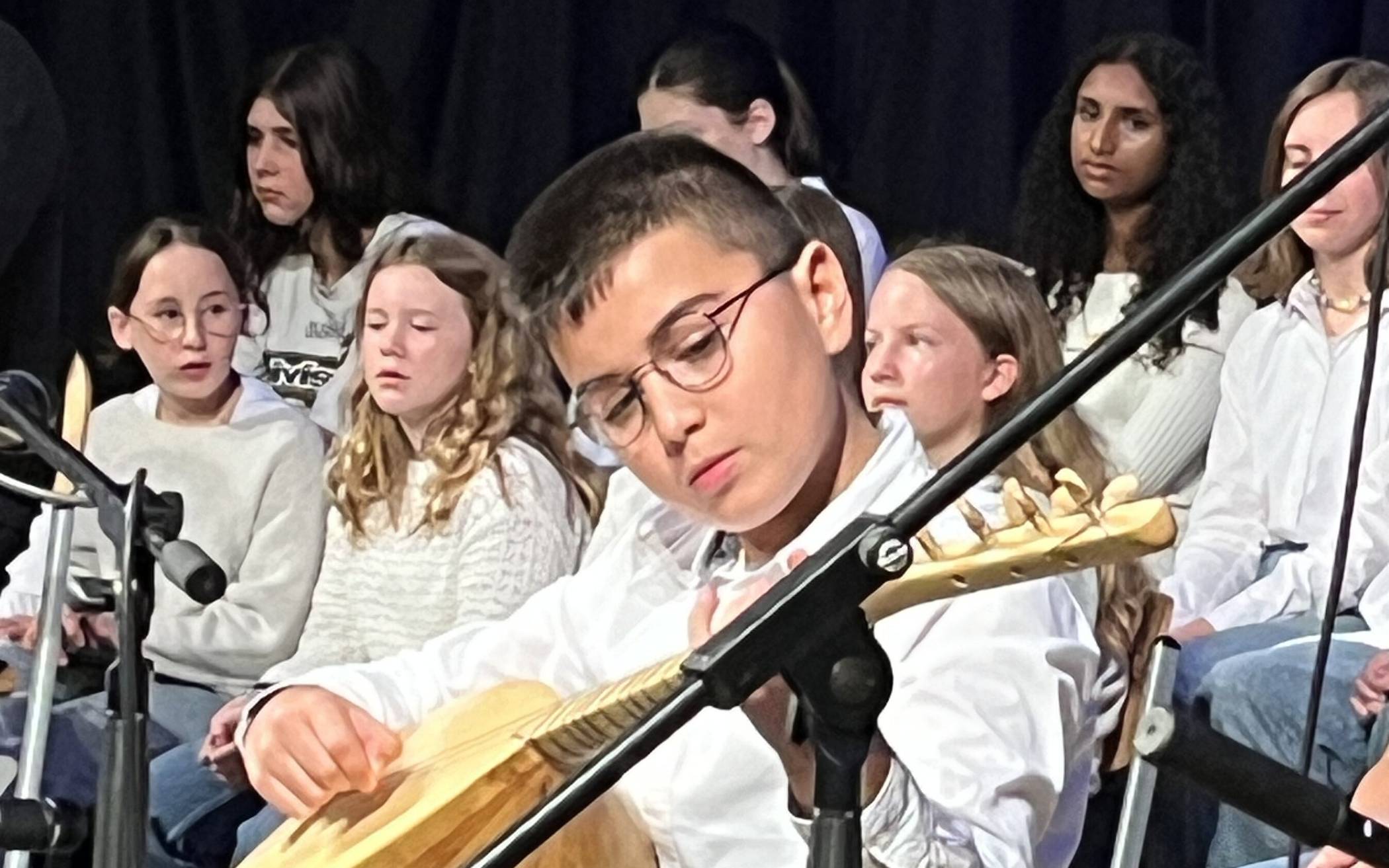 Schüler des Gymnasiums kamen in den