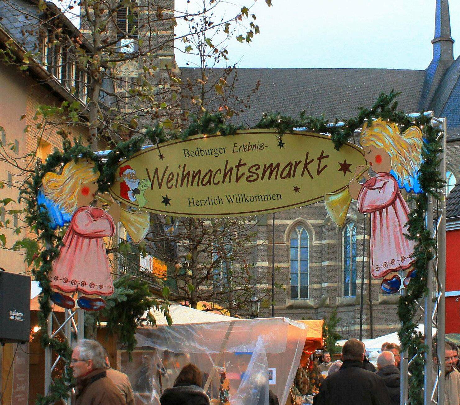  W Bedburger Erlebnis-Weihnachtsmarkt 02.jpg 