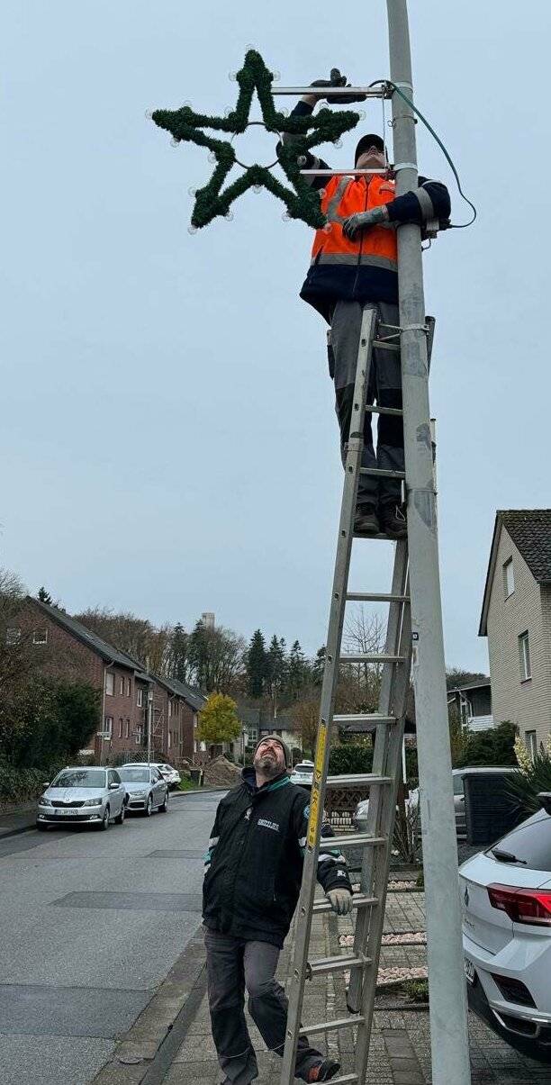 Arbeiten in luftiger Höhe gehört dazu.