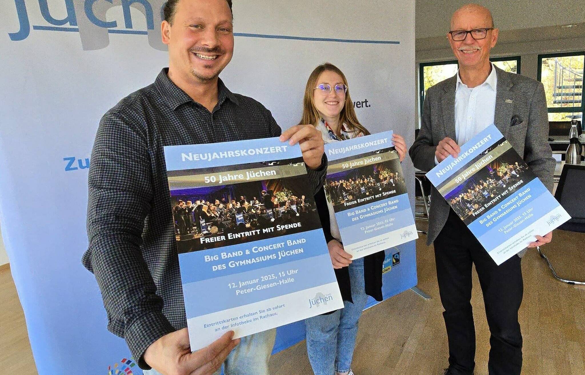 Von links: Simon Förtsch, Organisatorin Anette