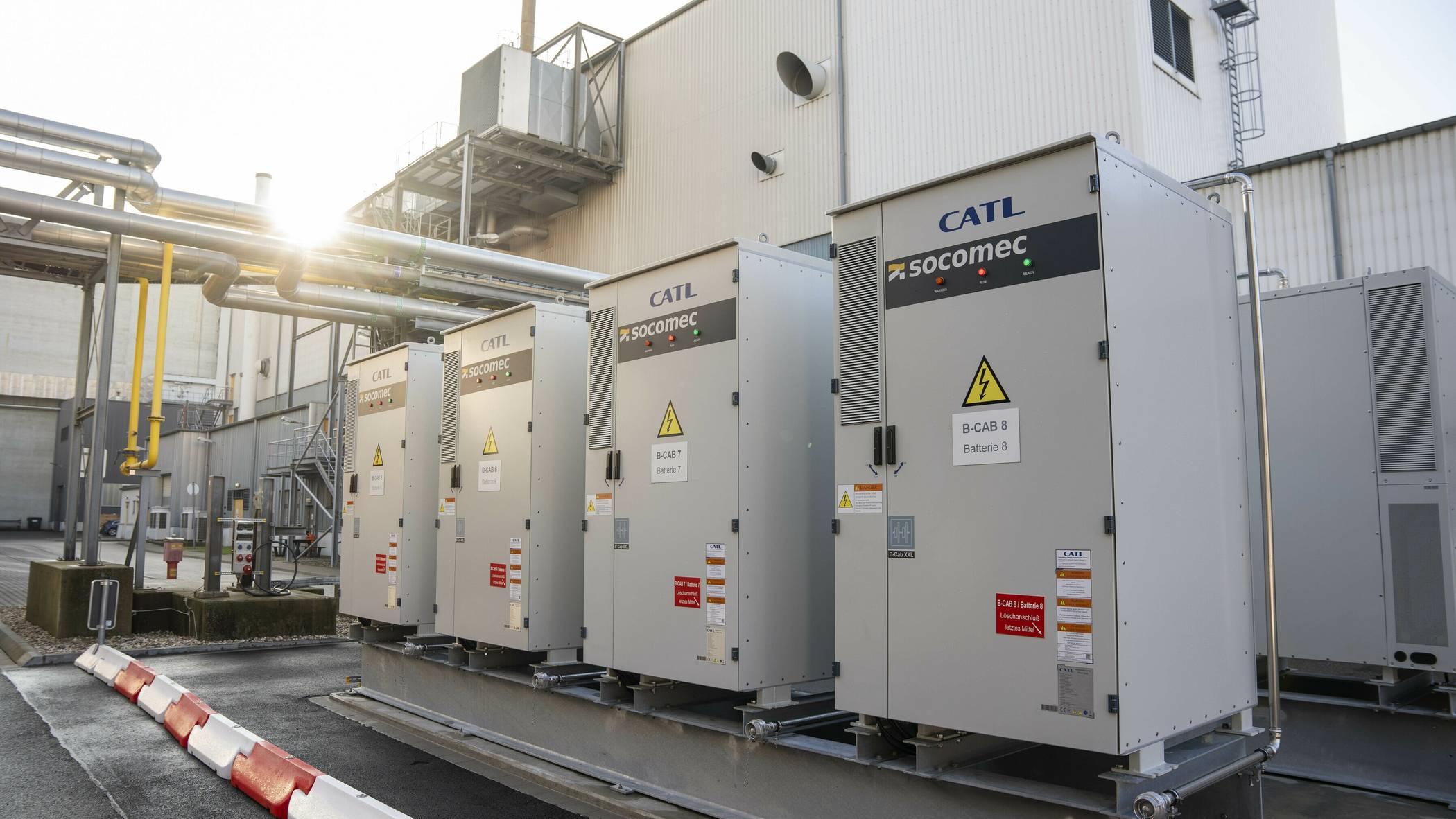 Speichern, entlasten und sparen: „Speiras“ neuer 3-MW-Batteriespeicher (c) Speira