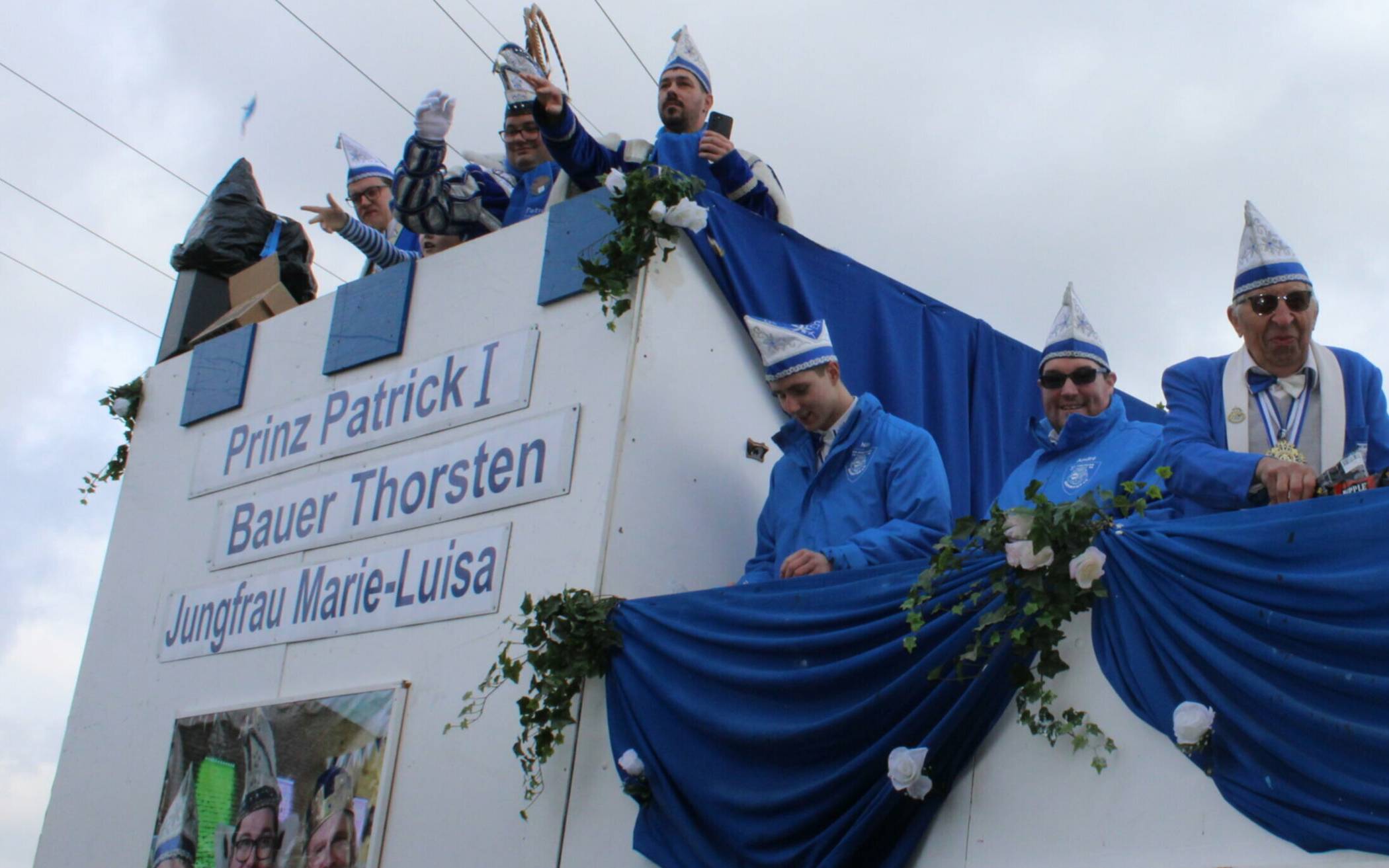  Hoch hinaus gehen traditionell die „Burgritter“ aus Anstel. 