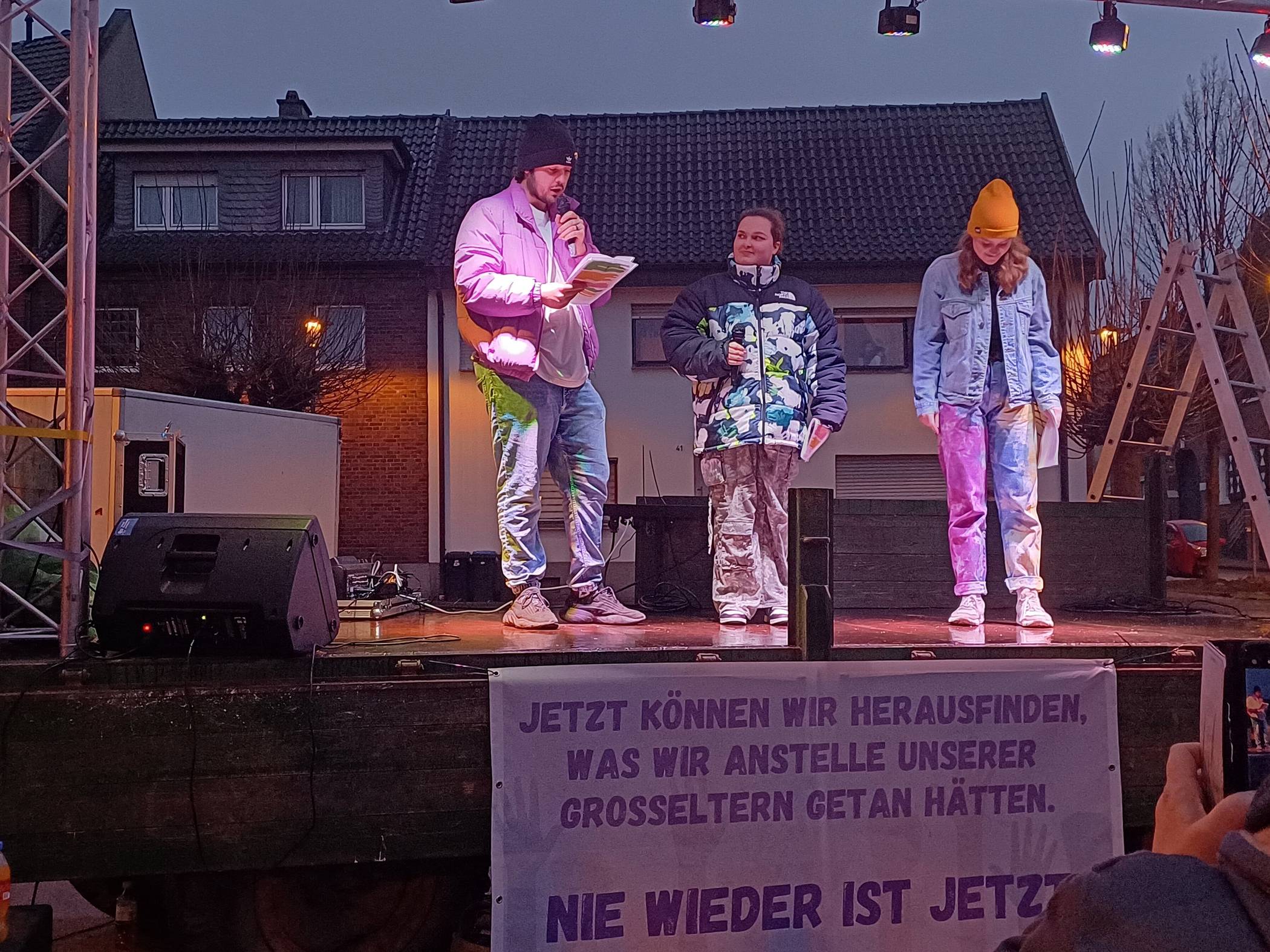 Ehrenamtler des Jugendcafés Bamm fanden starke Worte in ihrer gemeinsam verfassten Rede.