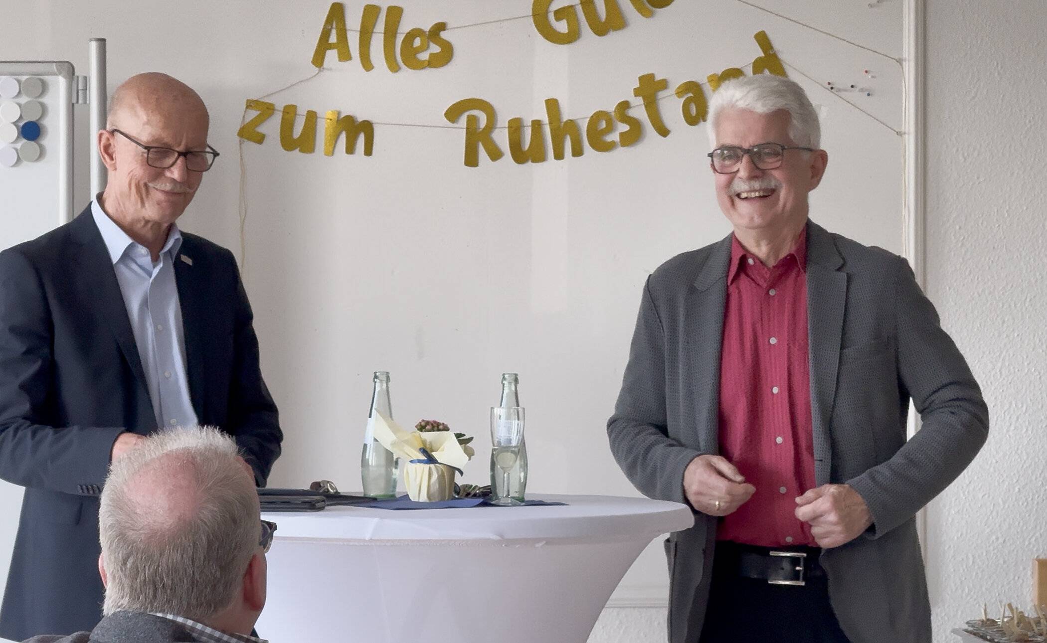 Bürgermeister Harald Zillikens verabschiedete seinen Allgemeinen