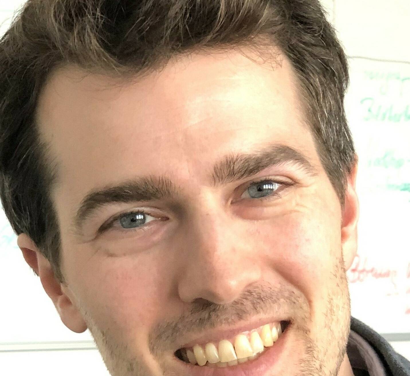  Carl-Philipp Sassenrath feilt an dem Gesetz, dass die Verausgabung der „500 Sanierungs-Milliarden“ regeln soll. 
