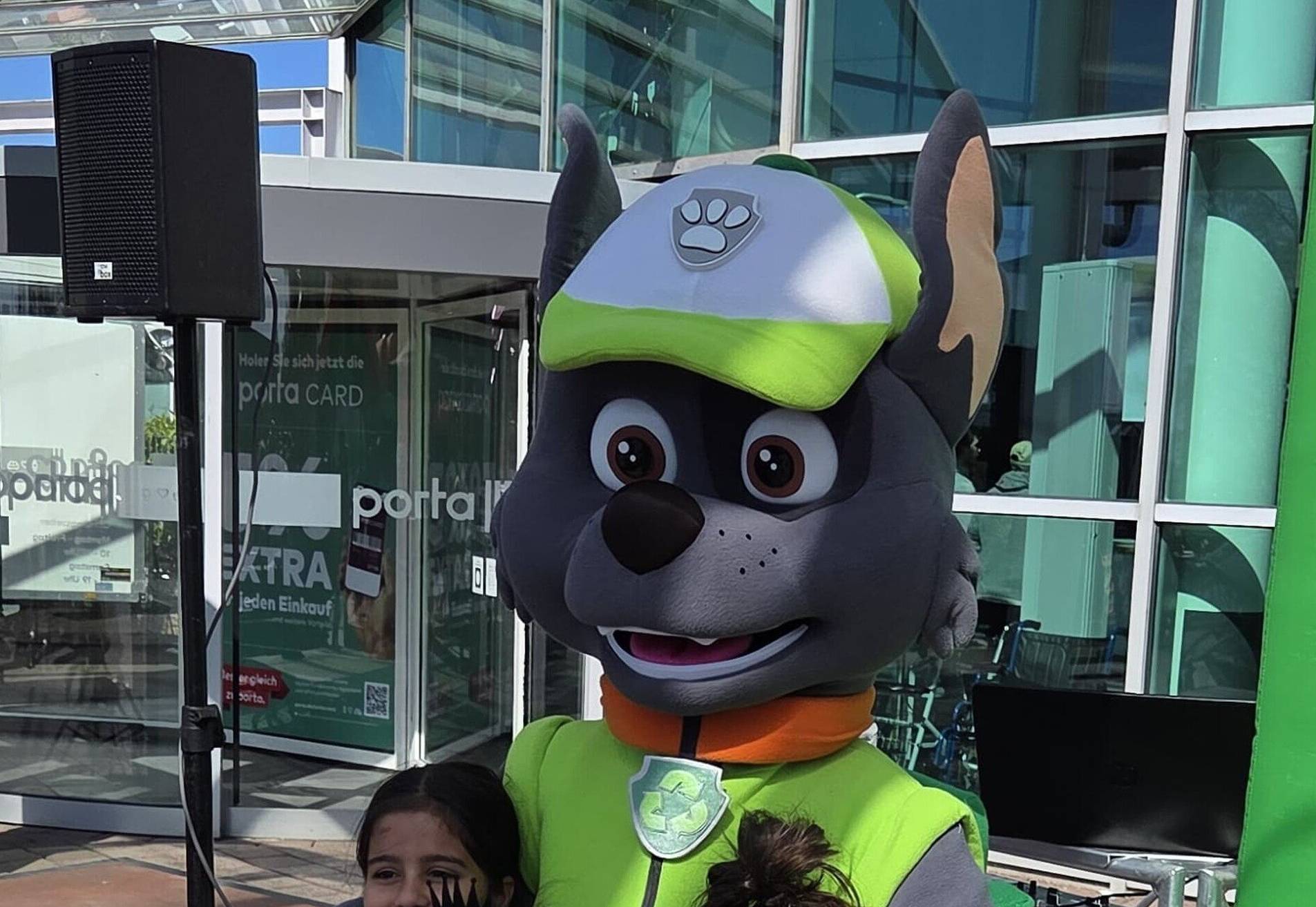  „Paw-Patrol“ lädt die Kids zum Foto-Shooting. 