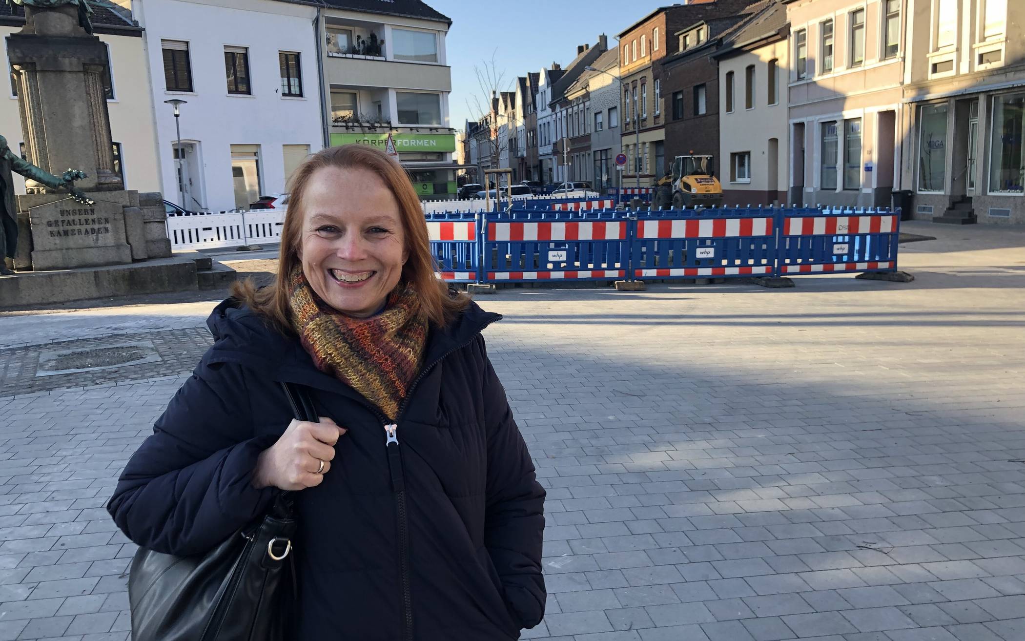 Martina Suermann-Igné am „Platz der deutschen