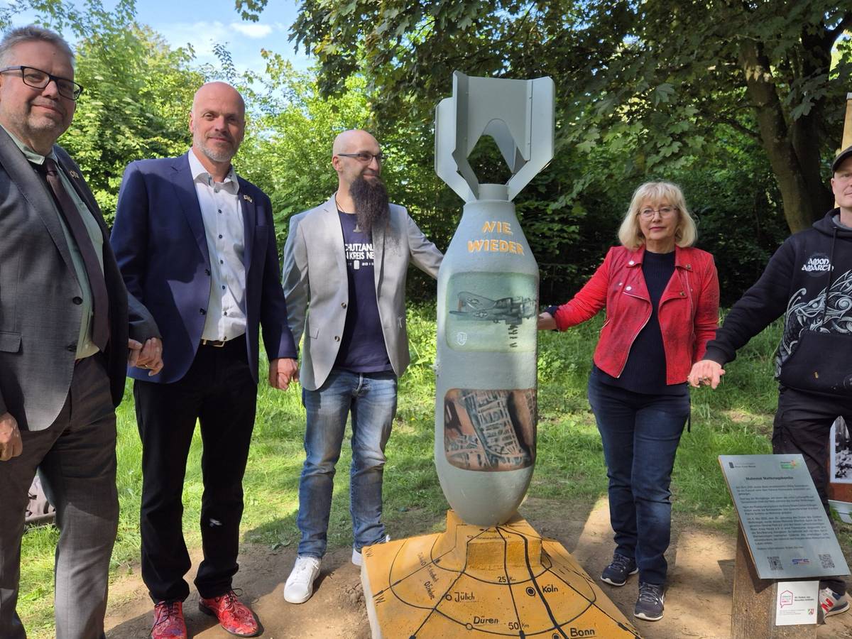 Die „Orkener Fliegerbombe“ kehrte als Kunstwerk zurück