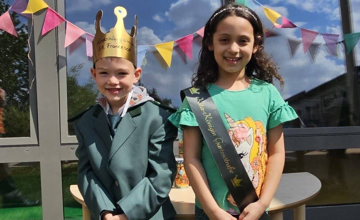 Das Kinderkönigspaar der Kita Gartenstraße: Francesco