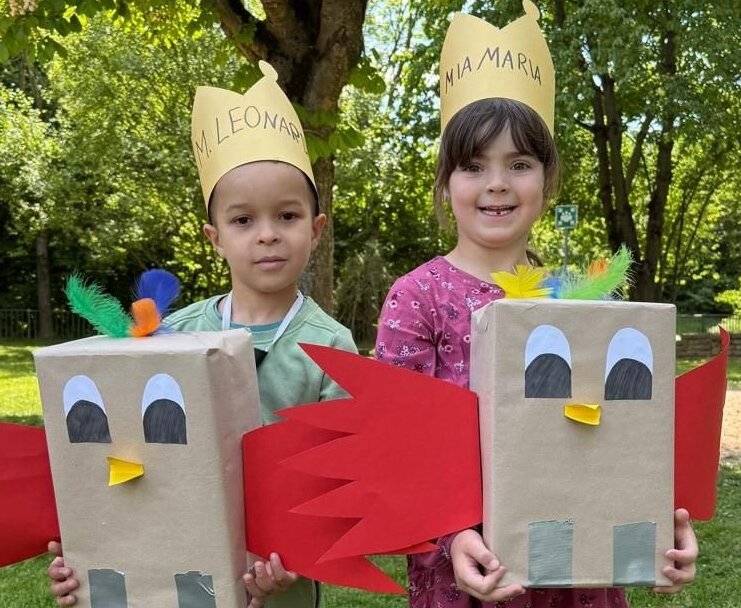  Das Kinderkönigspaar der Kita Weststraße: Mia Marie und Leonard. 