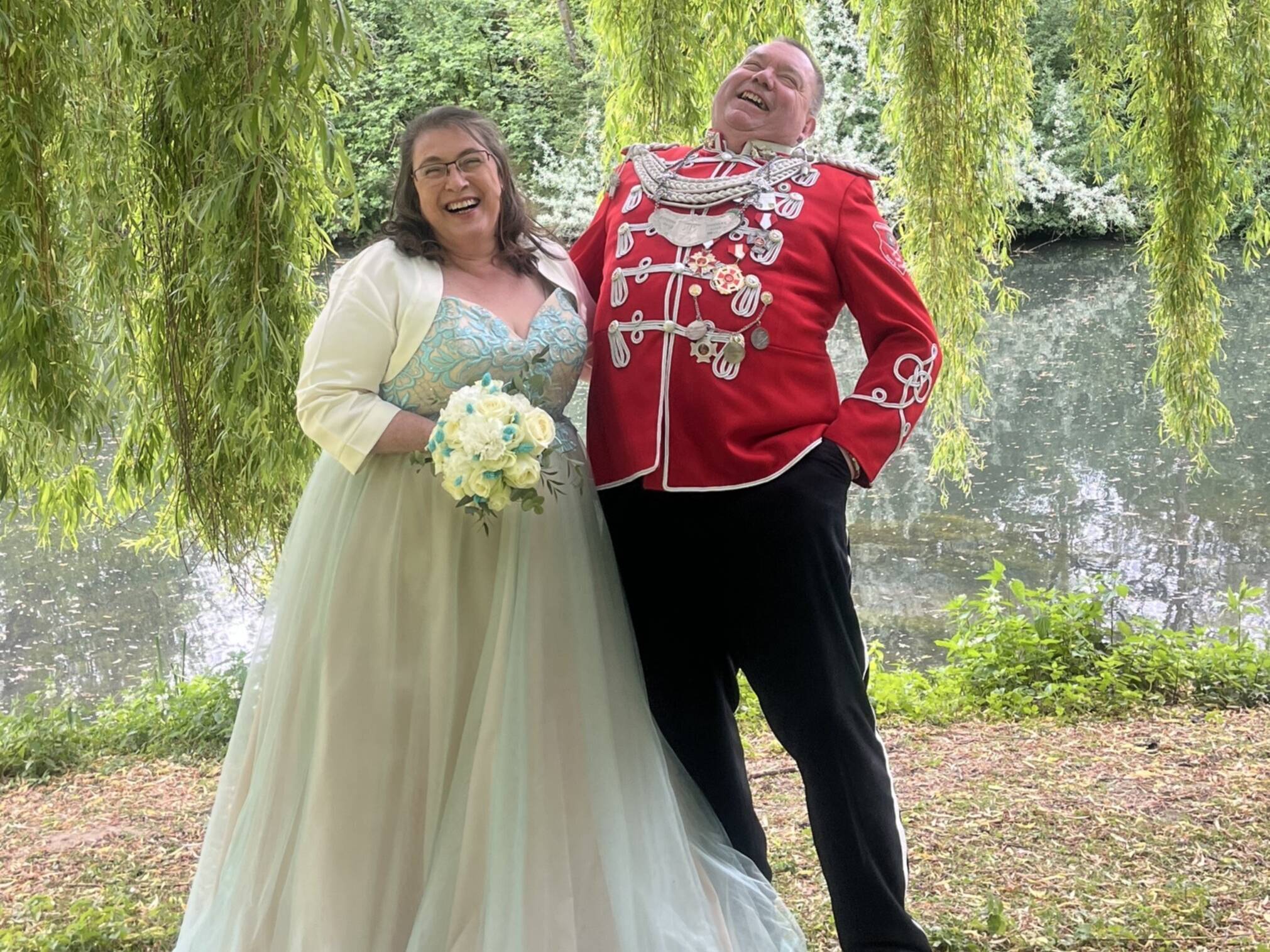 Das neue Königspaar des Heimatvereins Hochneukirch: Mark und Angela Jensch.  