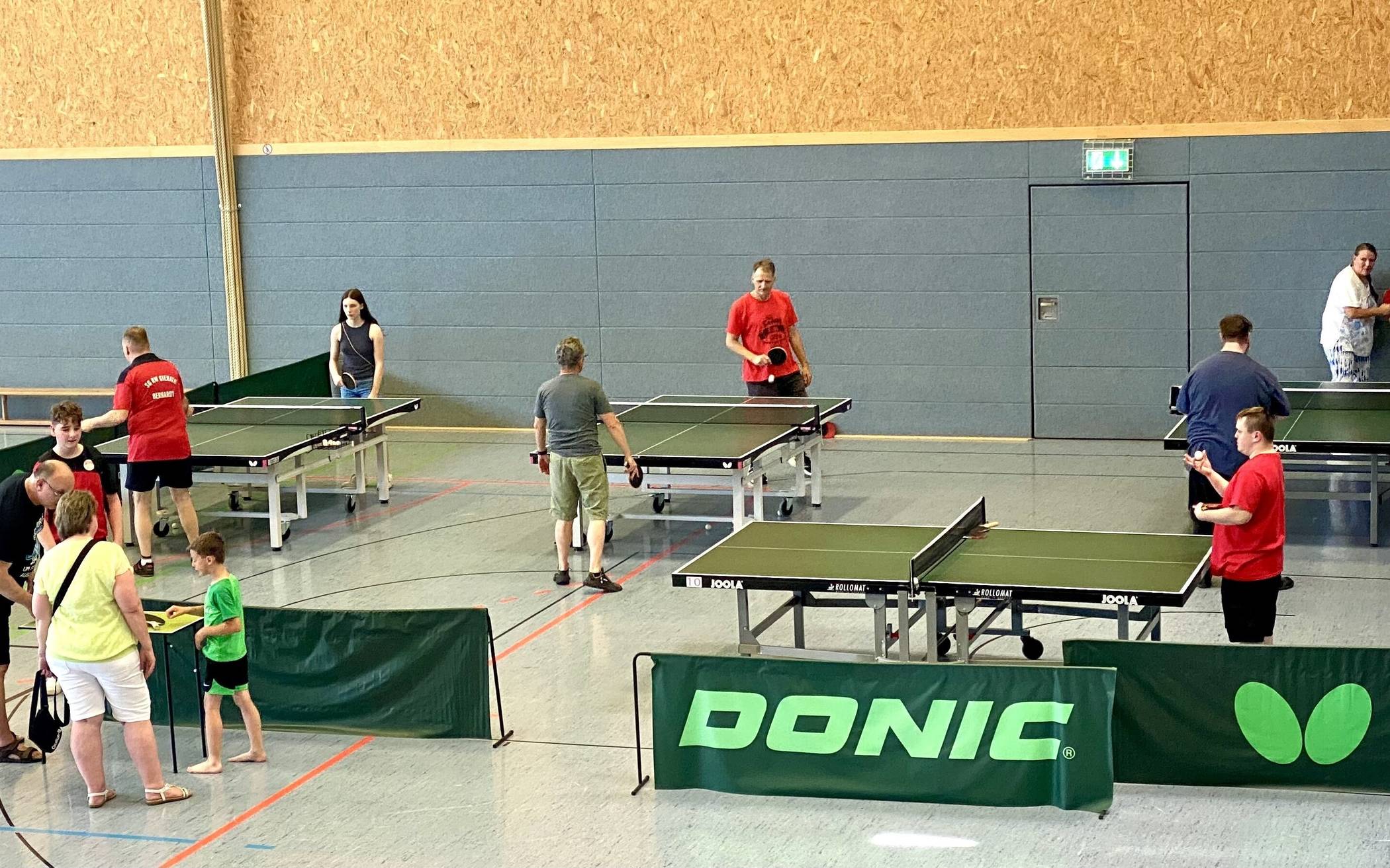 Verschiedene Sport- und Bewegungsangebote luden dazu