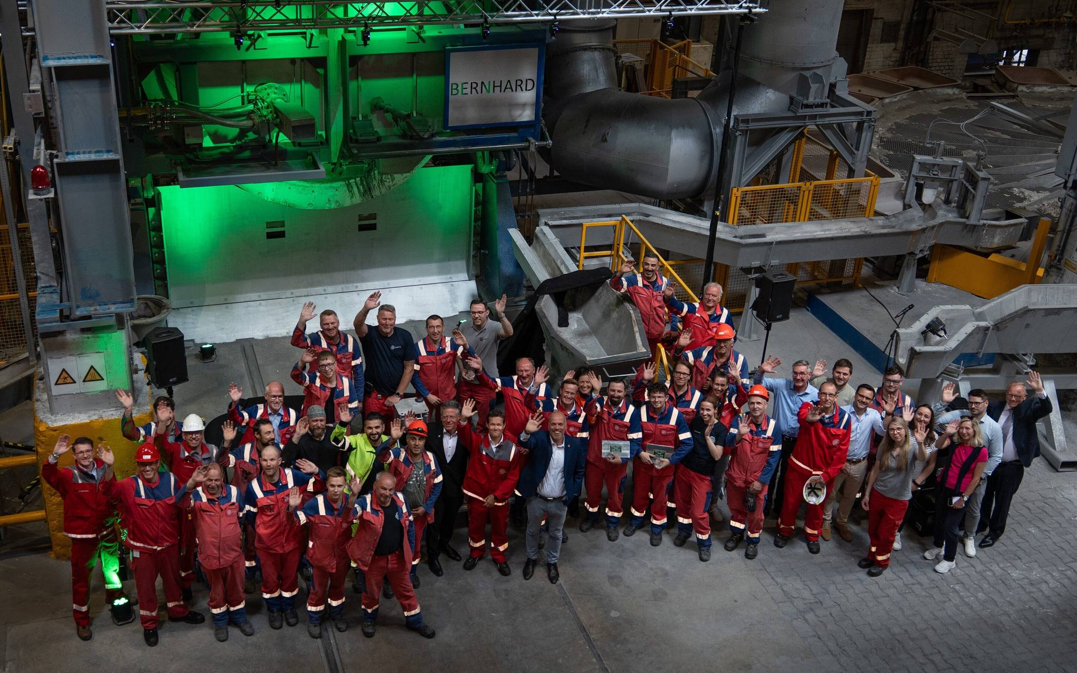 „Bernhard“ legt los: Der neue Recyclingofen