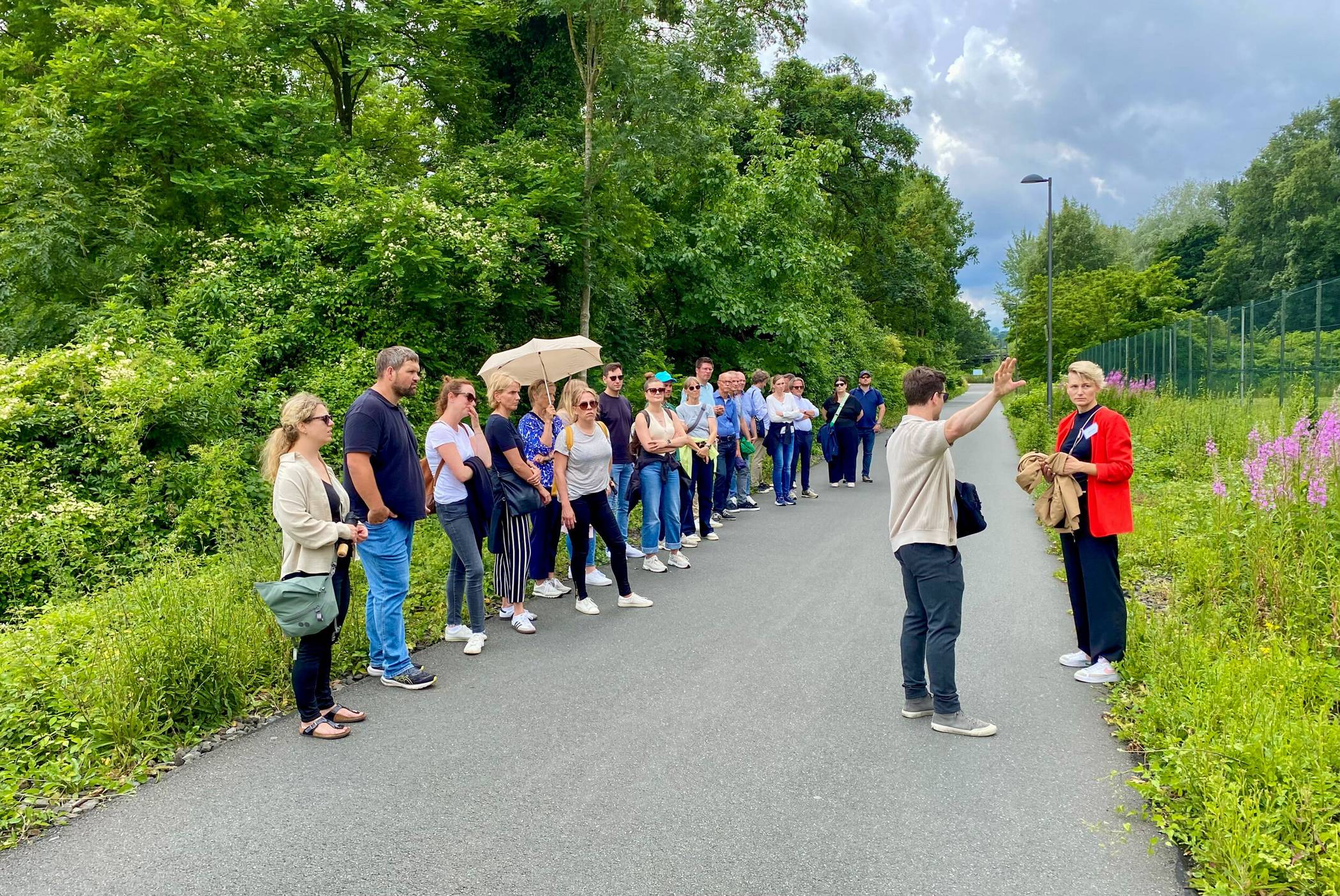 Mitarbeiter des Zweckverbands LANDFOLGE Garzweiler und seiner Mitglieder waren auf Fachexkursion in Wuppertal.