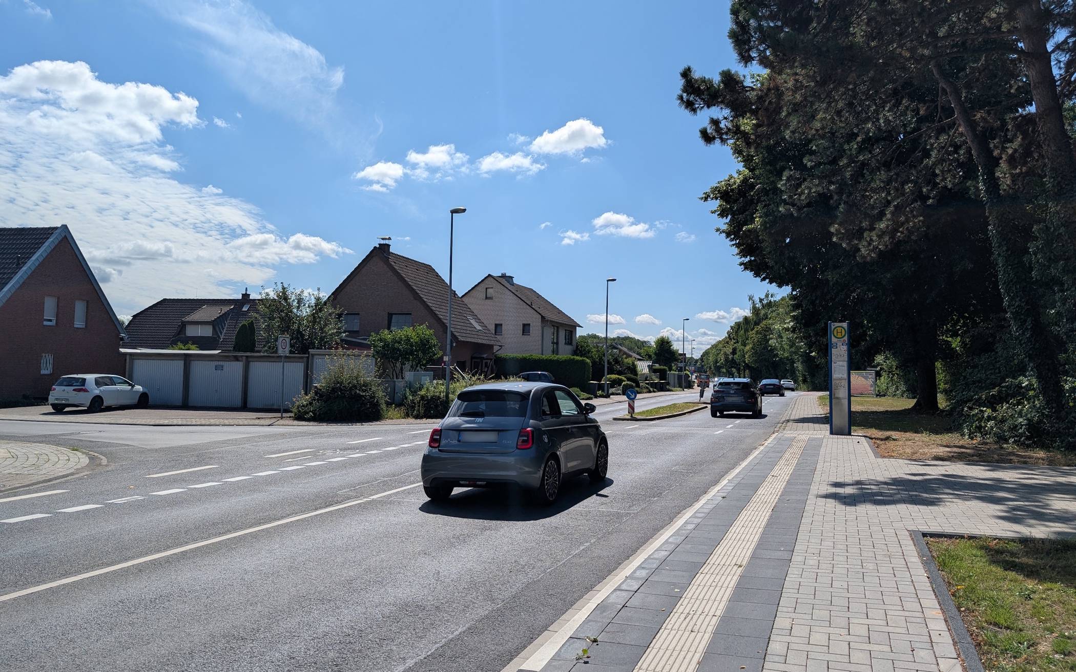 Im Bereich der Albert-Schweitzer-Straße in Bedburg-Kaster