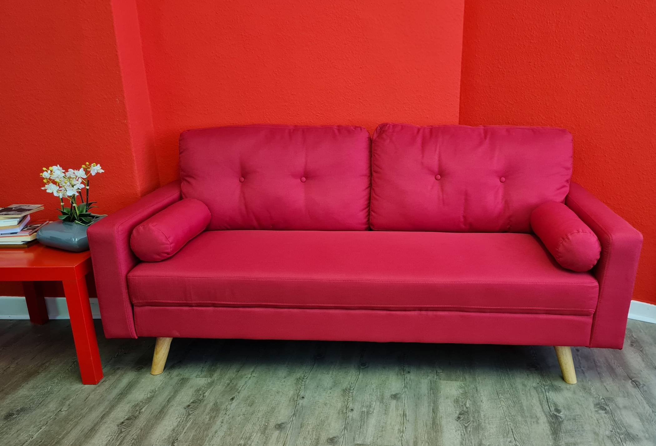  Das "Rote Sofa" der SPD Jüchen geht auf Tour. 