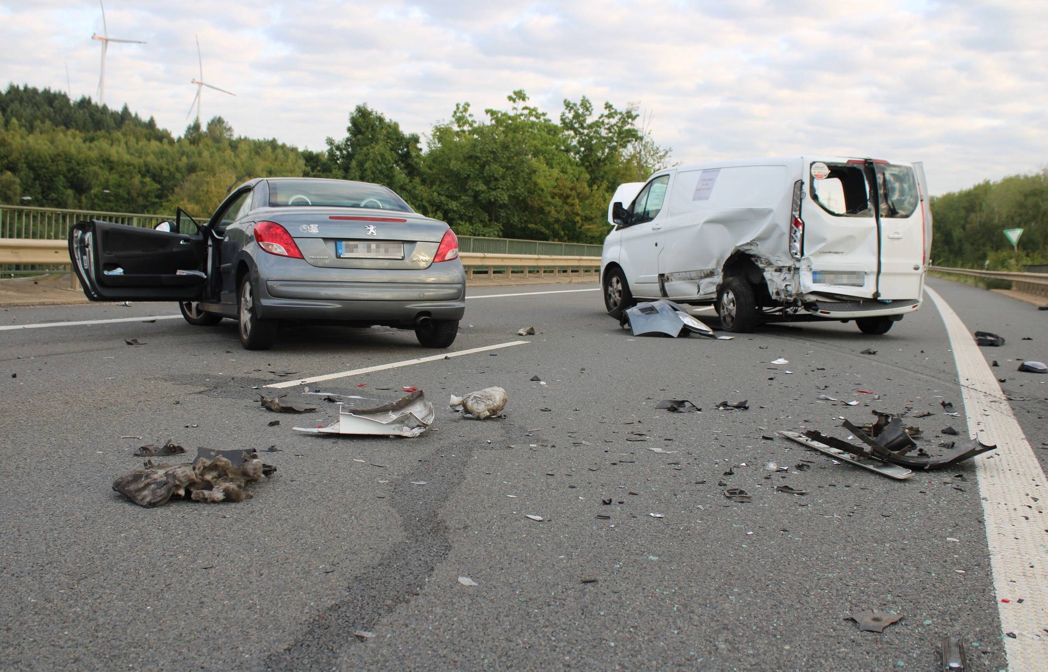 Frimmersdorf: Autofahrerin wird bei Unfall schwer verletzt