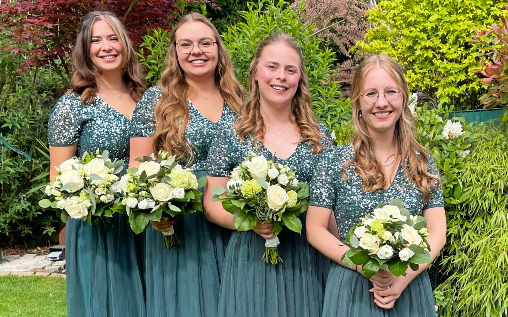 Saskia Strerath, Yasmin Boles, Isabell Weber und Hanna Lücke sind die Hofdamen des Jahres 2025.