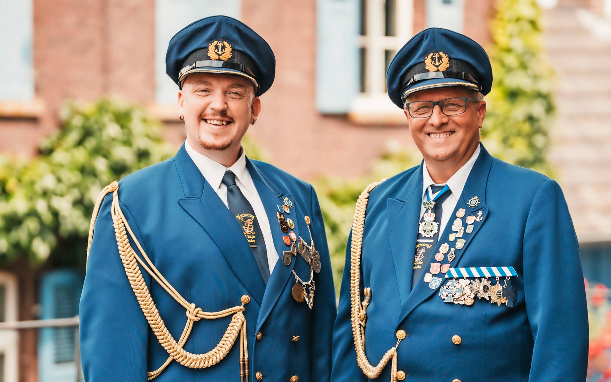 Als Adjutanten stehen Torben Weber und Heinz Höhne dem Königspaar zuverlässig zur Seite.