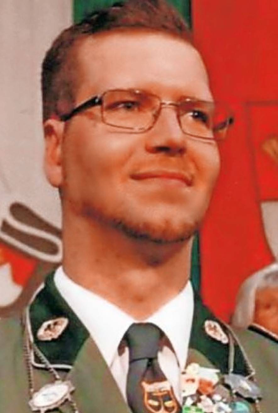  Swen Rommerskirchen vom Tambourcorps Allrath konnte sich als Jungschützenkönig behaupten. 