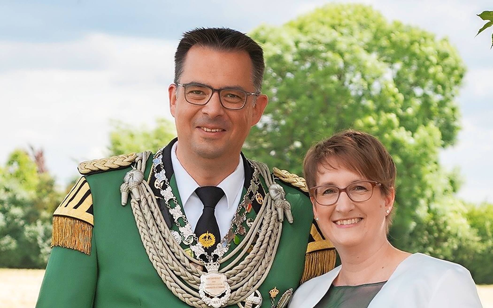 Volker und Sandra Schleien sind das Widdeshoven-Hoeninger Königspaar, das 2026 auch das Jubiläum des Tambourcorps anführen darf.