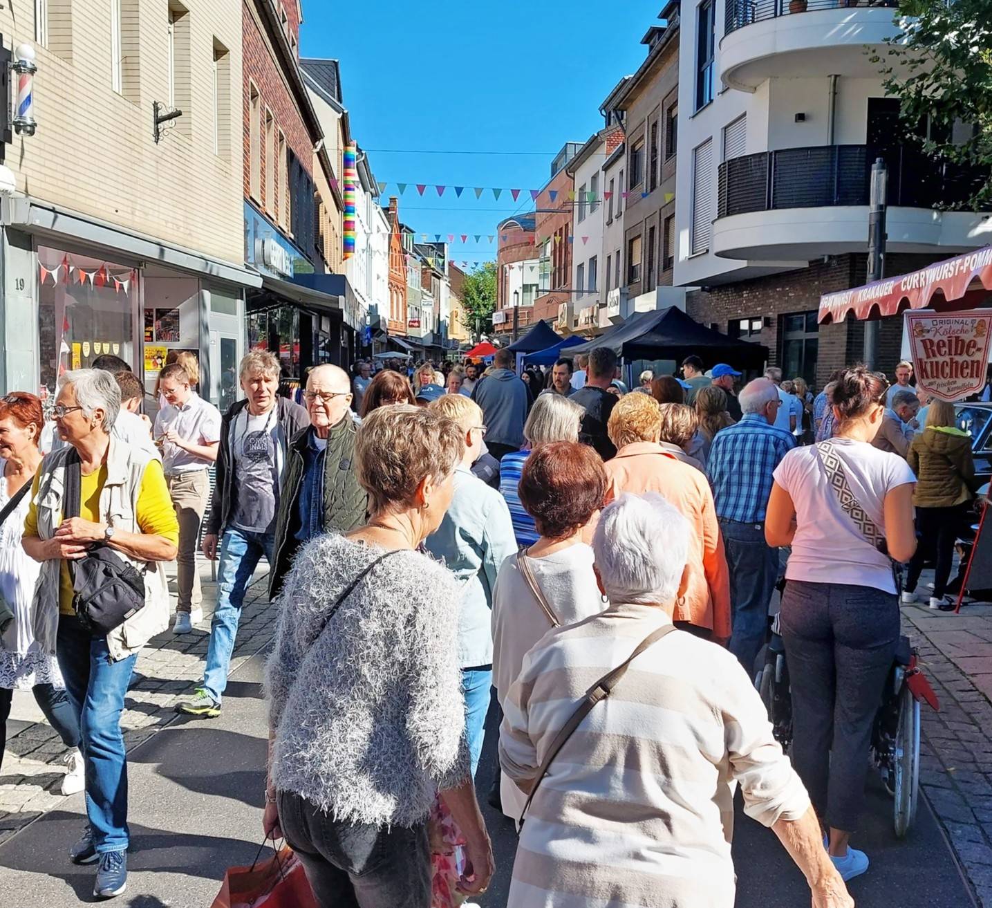  Zum Erlebnismarkt wird wieder pralles Leben in der City erwartet.  