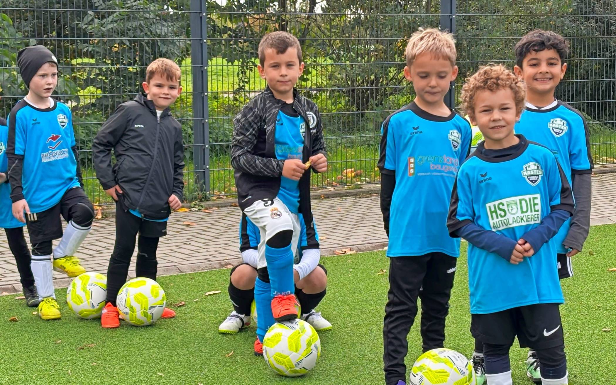 Bei der vierten Fußballschule in der Gartenstadt waren diesmal 60 Kids mit von der Partie ...