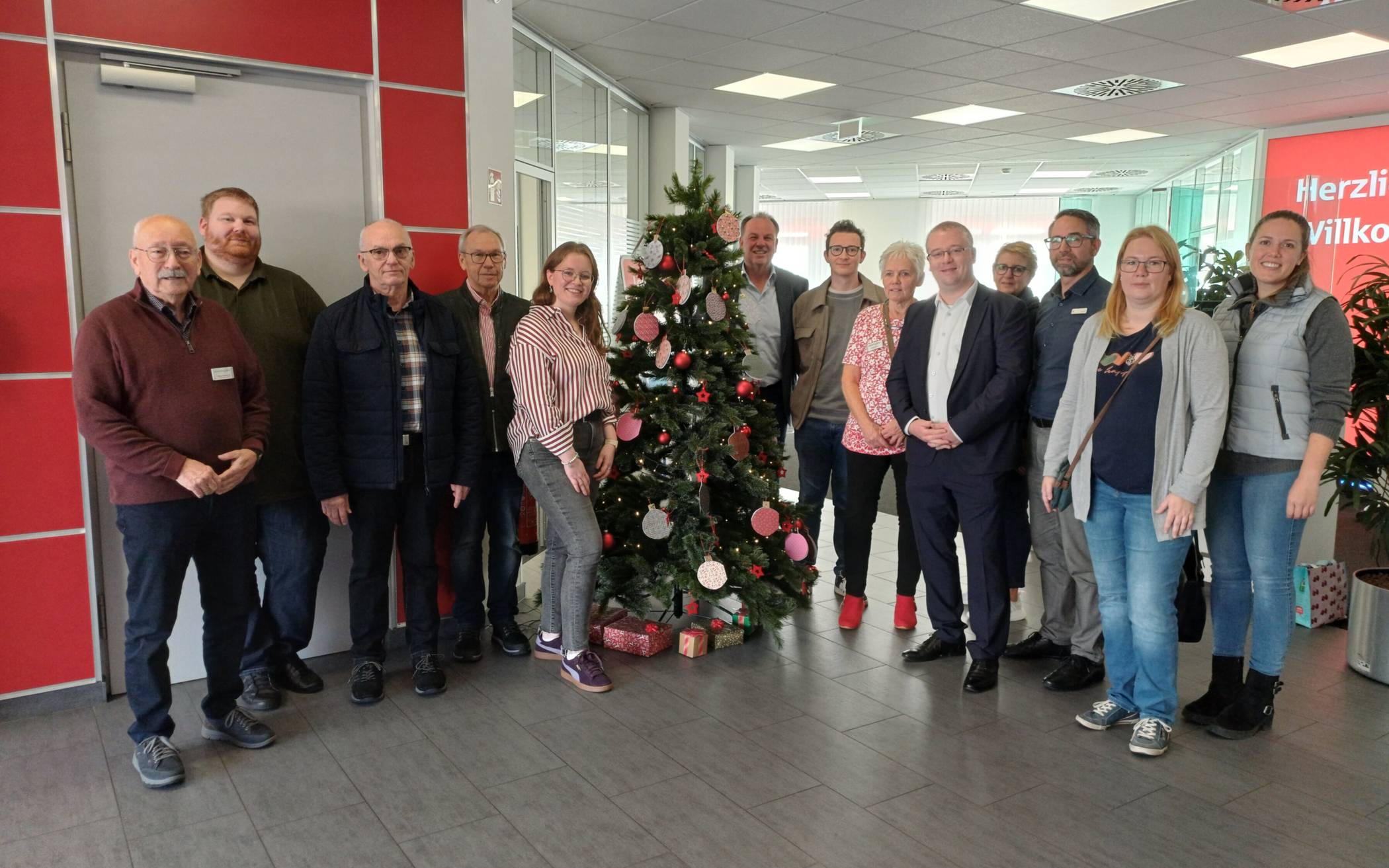 Mitglieder der Bürgerstiftung und Unterstützer der