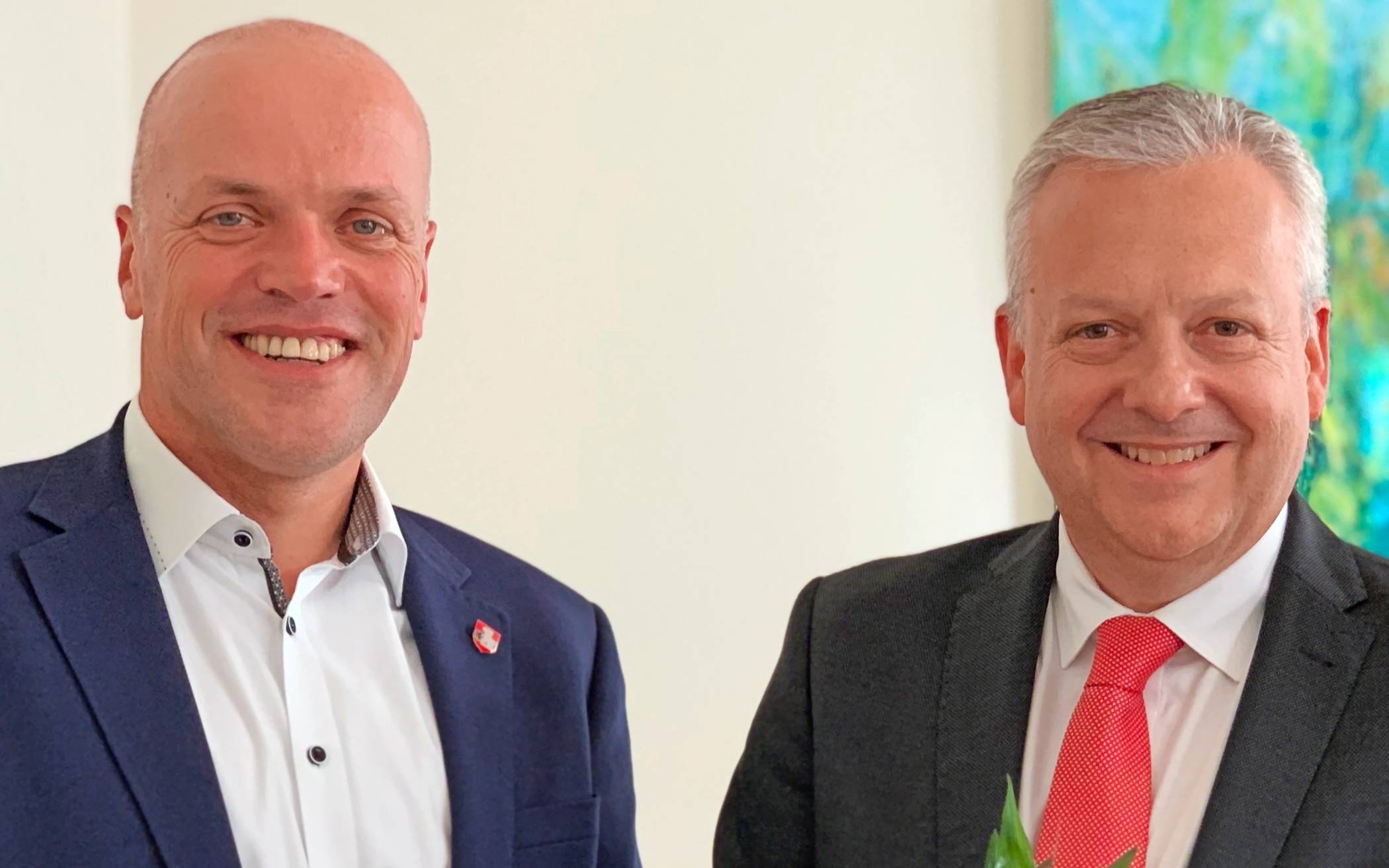 Klaus Krützen und Arno Jansen sind mit dem Mittelfluss unzufrieden. Der Erft-Kurier berichtete.